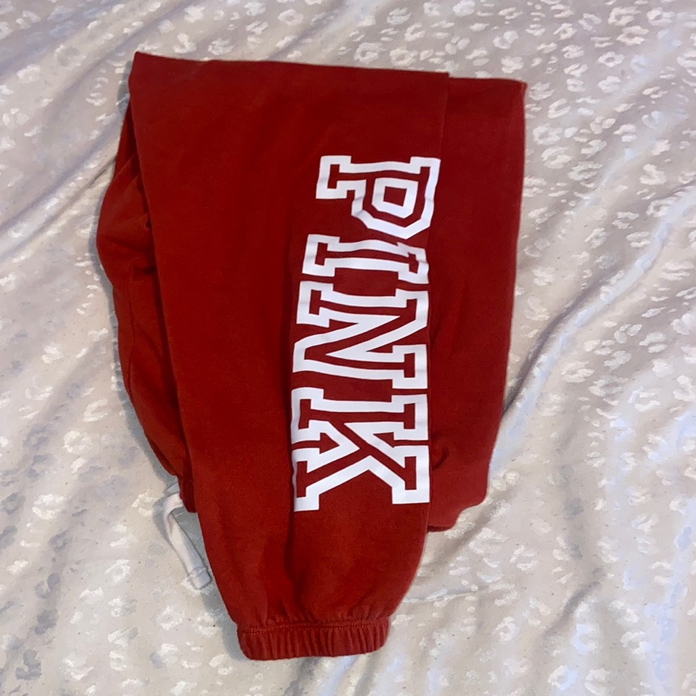 MARROON SWEATPANTS FROM PINK
